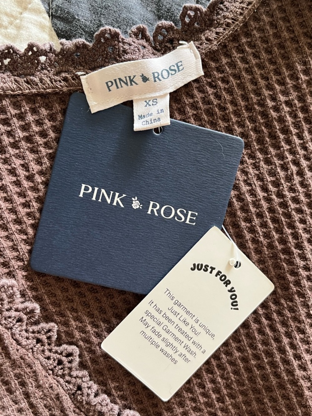 Pink Rose Mauve Waffle V-Neck Tank with Eyelet Ruffle Hem - Picture 4 of 4